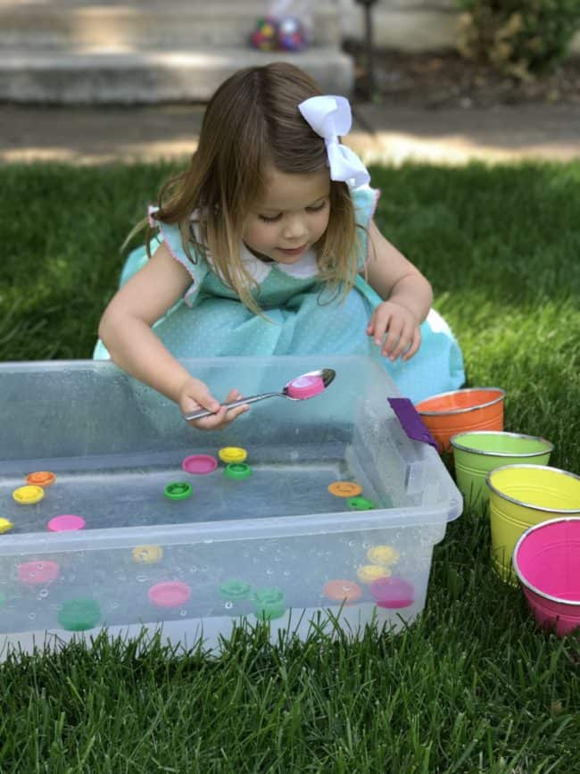 Scooping and Sorting Lids for Toddlers
